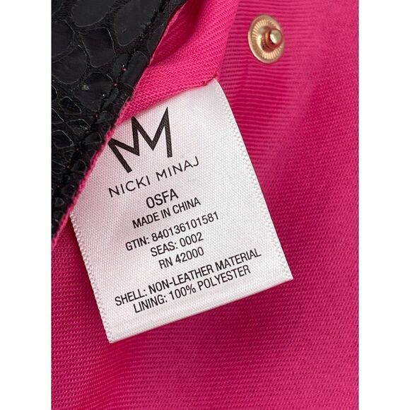 Nicki Minaj Black Faux Snakeskin Clutch with Long Strap NWT - Picture 7 of 8